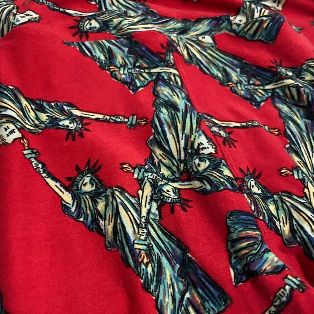LuLaRoe OS leggings - Statue of Liberty pattern